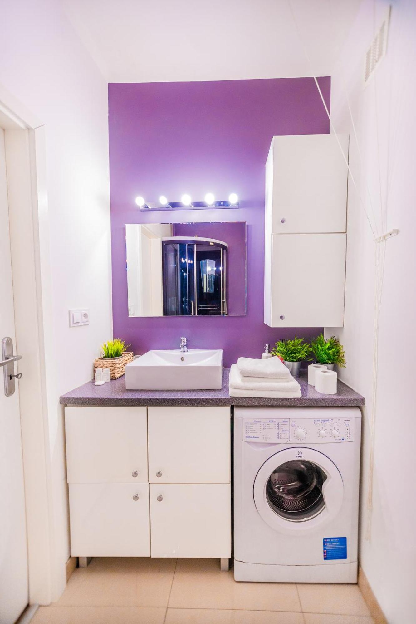 Cozy Studio Next To The Metro And City Center Warszawa Eksteriør bilde